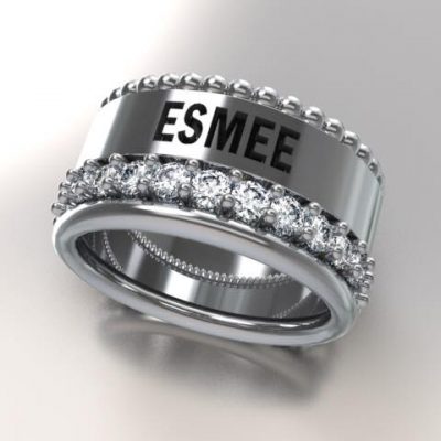 Tekst-/naamring Esmee met Swarovski zirkonia’s, witgoud